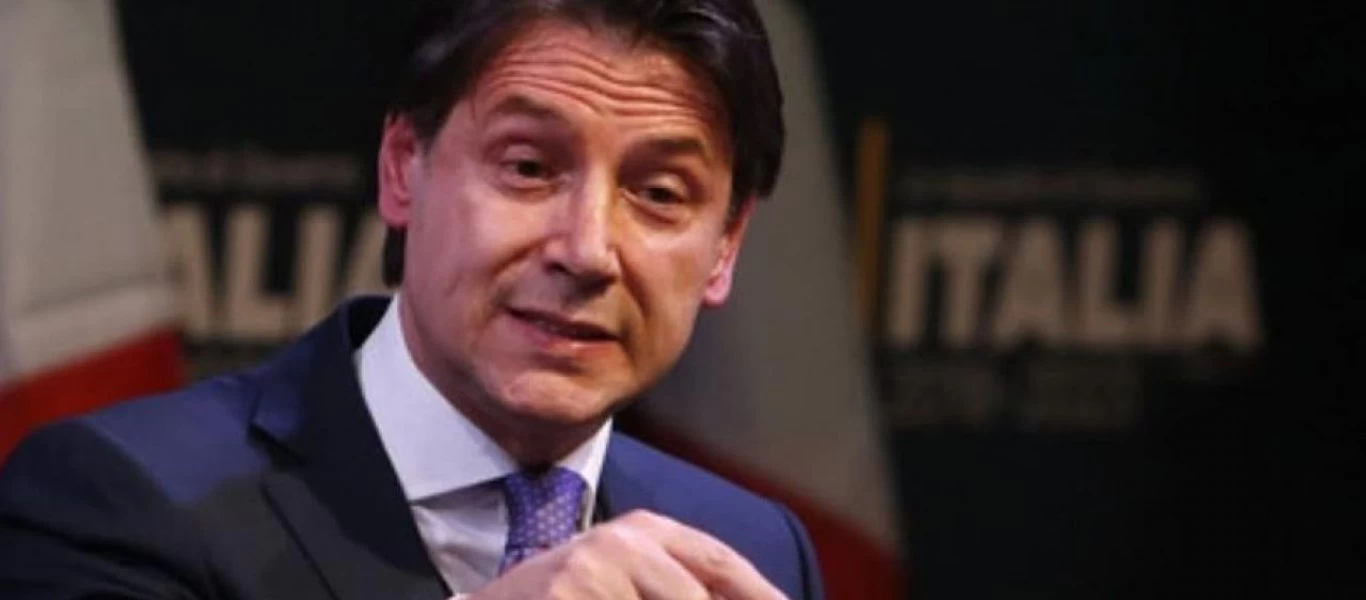 Σε ελεύθερη πτώση η δημοτικότητα του Τ.Κόντε που επιβάλλει εκ νέου σκληρά μέτρα